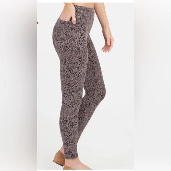 Spanx Ankle Jean-ish Leggings Desert Dot Gray Animal Print Women’s size Small - Picture 2 of 10